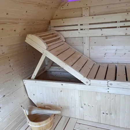 La Maison Bateau Au Bord De *